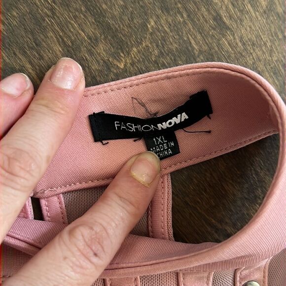 Fashion Nova Secret Identity studded Dress - Mauve Sz- 1XL - Picture 10 of 15